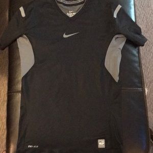 Nike dri fit men’s compression shirt large